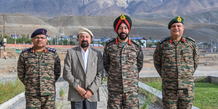 CEC Kargil Meets Director General of Border Roads Organisation Discusses Developmental Initiatives