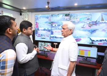 Lieutenant Governor Inaugurates District Emergency Operations Centre and Shri Amarnathji Yatra Control Room at DC Office, Ganderbal