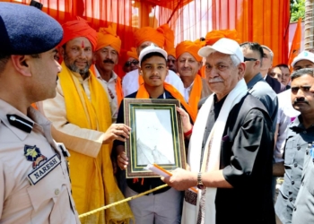 Drug-Free J&K Campaign Reaches 19th District, Lieutenant Governor Leads Padyatra in Kishtwar