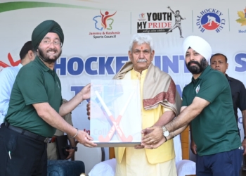 Lieutenant Governor attends the closing ceremony of ALFA HOCKEY Inter-School Tournament at Srinagar
