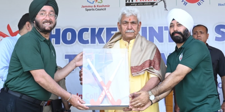 Lieutenant Governor attends the closing ceremony of ALFA HOCKEY Inter-School Tournament at Srinagar