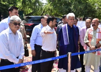 Lt Governor visits Mubarak Mandi Heritage Complex, Reviews progress of ongoing projects