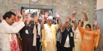 Lieutenant Governor attends Rudra Abhishek ceremony on the auspicious occasion of Shivacharya Abhinavgupta Jayanti and Nirjala Ekadashi