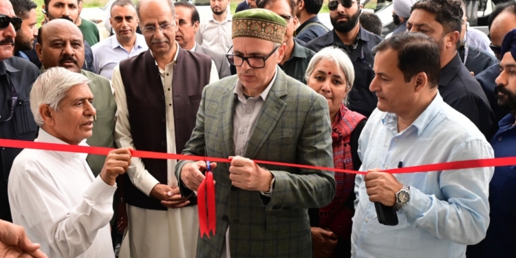 CM Omar Abdullah Unveils ₹100 Crore Development Package for Bandipora