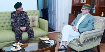 Army Chief General Dhiraj Seth calls on CM Omar Abdullah in Srinagar