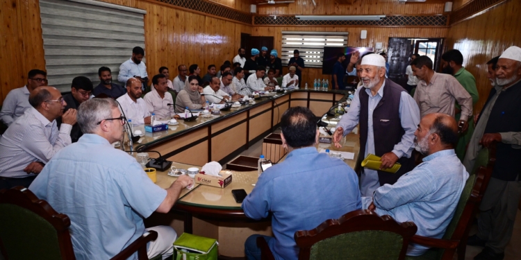 CM Omar Abdullah reviews key development projects, public issues in Ganderbal
