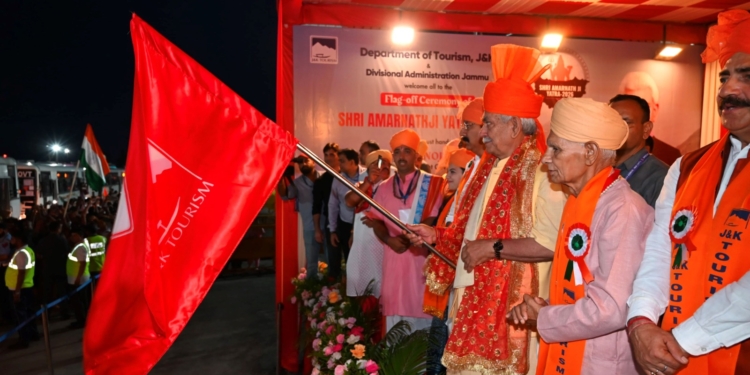 LG Manoj Sinha flags-off first batch of pilgrims to the holy abode of Baba Barfani