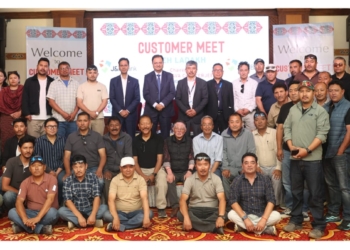 J&K Bank MD & CEO chairs Customer Meet at Leh