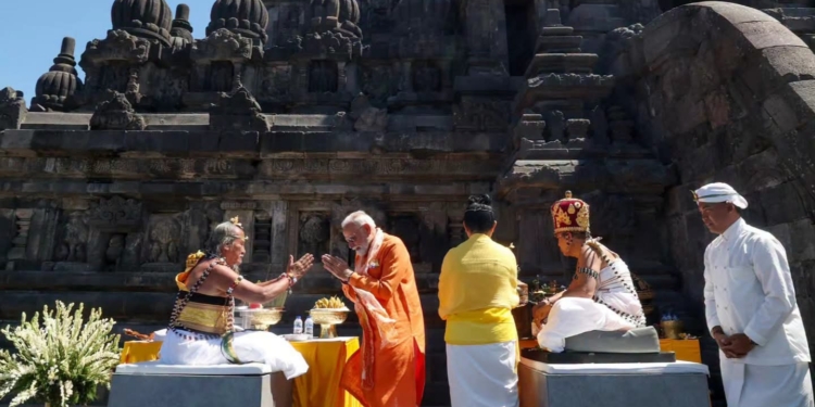 PM Modi visits the UNESCO World Heritage Prambanan Temple Complex