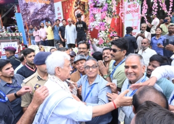 Lieutenant Governor reviews arrangements for pilgrims at Baltal Base Camp