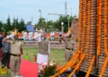 CM Omar Abdullah pays floral tributes at Balidan Stambh on 80th Independence Day