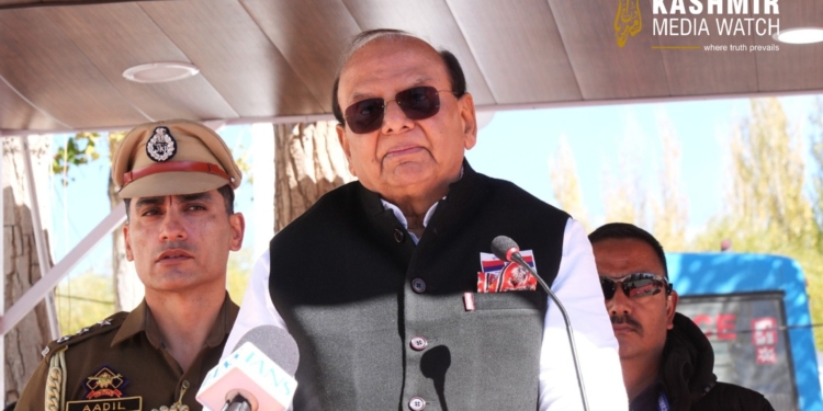 LG VK Saxena pays homage to police martyrs on Police Commemoration Day in LehLadakh Police honours its seven personnel martyred in line of duty
